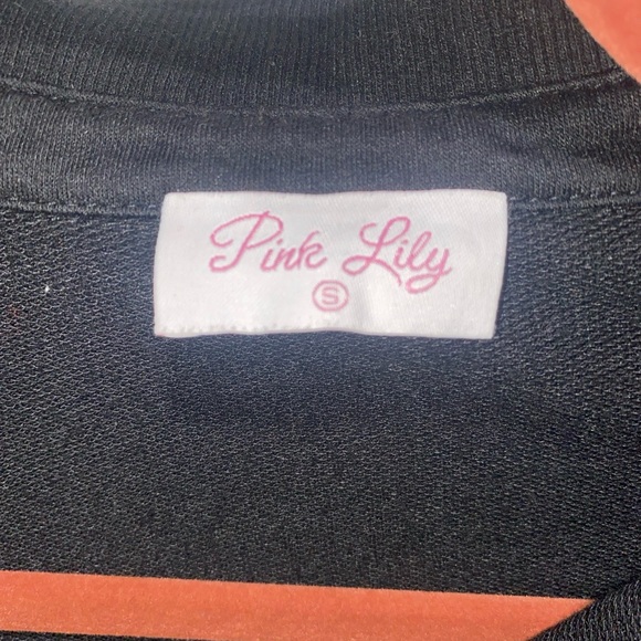 pink lily, oversized, black sweater, balloon sleeves, NWOT size small - Picture 3 of 9